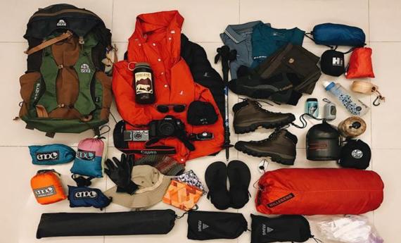 春日出游热引爆户外装备市场！冲锋衣断货、露营装备抢手，资本加速布局